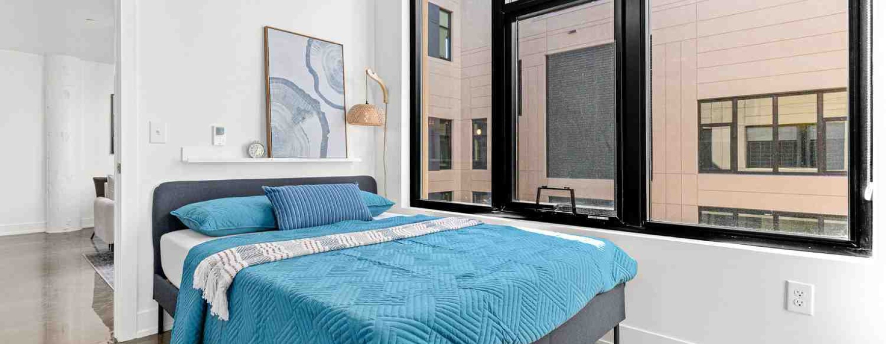 Minneapolis studio apartment with city skyline view - average cost of a studio apartment in minneapolis
