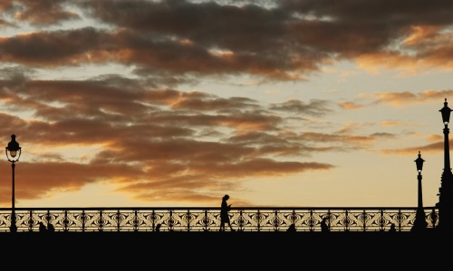 Minneapolis skyline featuring the Stone Arch Bridge - minneapolis rentals Minneapolis skyline featuring the Stone Arch Bridge - minneapolis rentals
